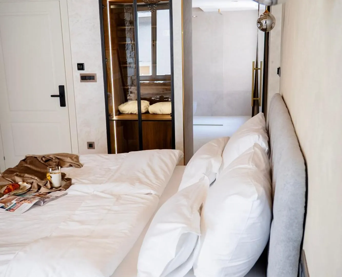 Laurentius Heritage Luxury Suite Diocletian Palace Split Oda ve Kahvaltı